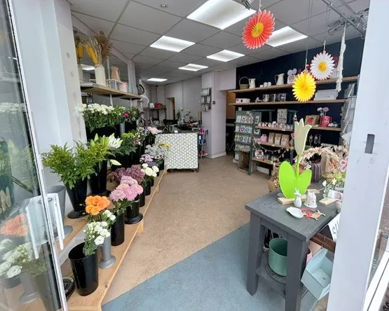 Shop 5 The Parade, Windsor, Office / Retail To Let - Interna from front ii.jpg