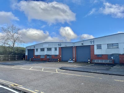 Unit 9, 10 & 11  Airlinks Industrial Estate, Heston, Heathrow, Warehouse To Let - 9 10 11 Airlinks - Main 2.jpg
