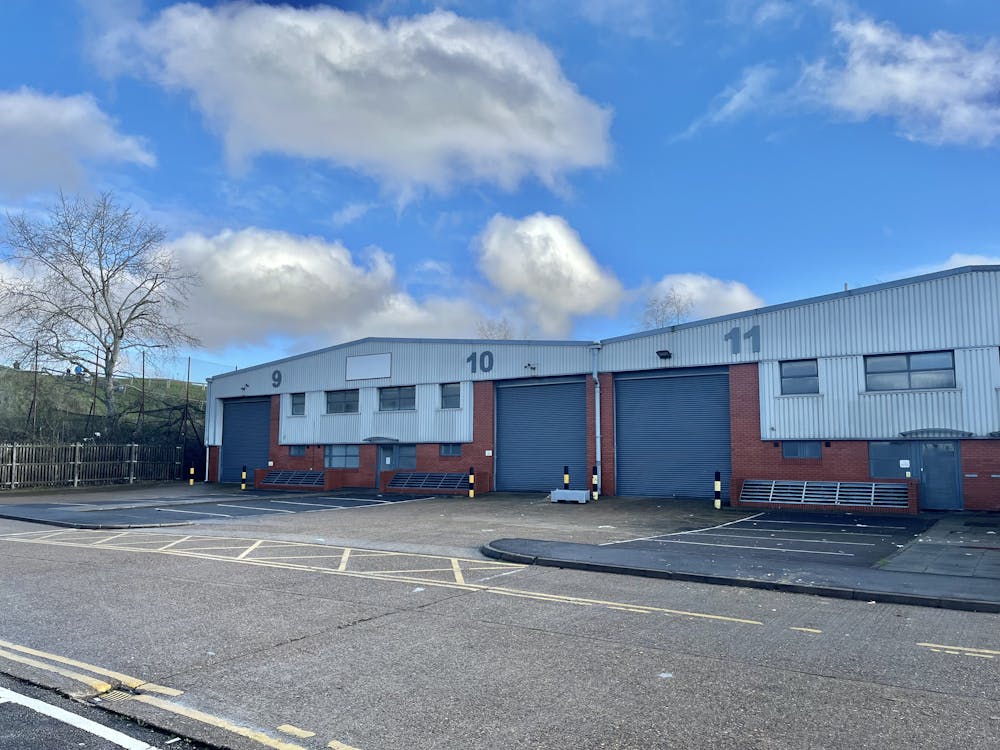 Unit 9, 10 & 11  Airlinks Industrial Estate - 9 10 11 Airlinks - Main 2.jpg
