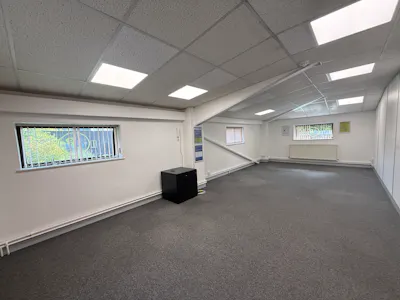 Systems House, Redditch, Office To Let - IMG_3096.jpeg