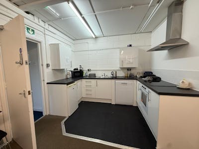 8 Asher Court, Warrington, Office / Warehouse To Let - 3.jpg