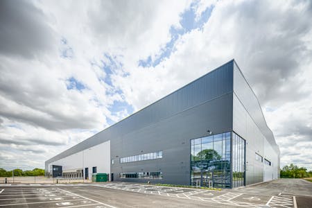 Link 205 Fradley Link, Wellington Crescent, Lichfield, Industrial / Warehouse To Let - fradley_link_photo_007.jpg