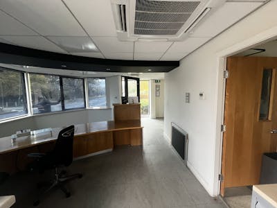 Former Security Hut, Alderley Park, Cheshire, High Street Retail To Let - IMG_9772.jpeg