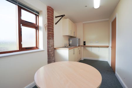 Old Barn Cottage, Warwick, Office To Let - Wareing & Co-2.jpg