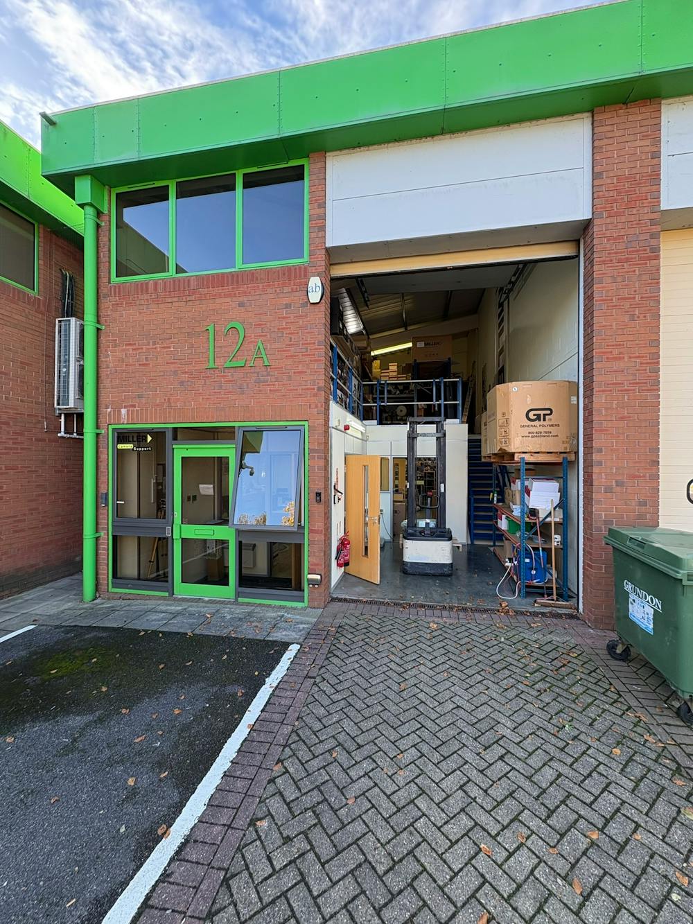 12A Shepperton Business Park - IMG_6995.JPEG