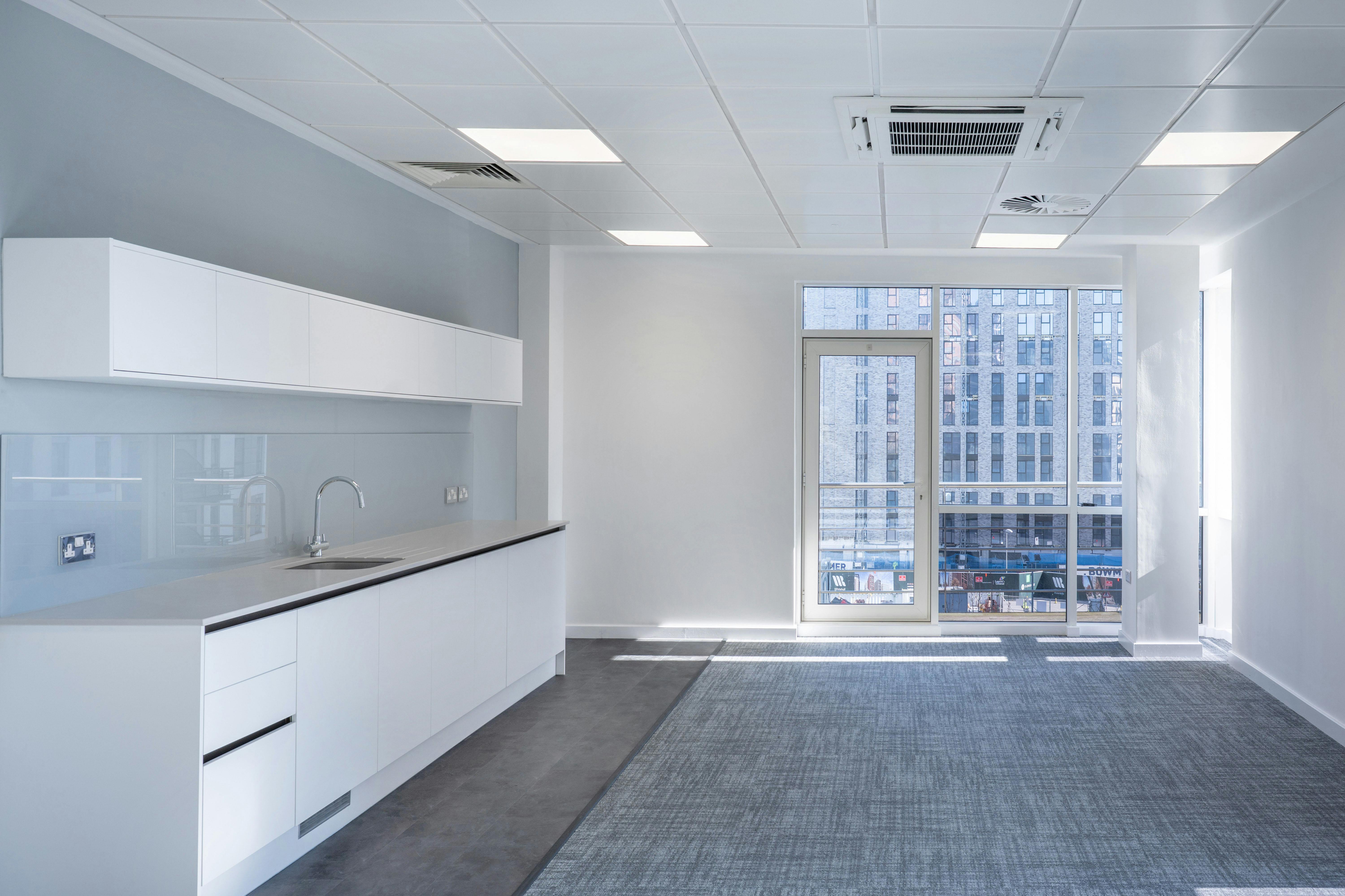 Riverside West, Whitehall Road, Leeds, Offices To Let - Riverside_West_0025.jpg