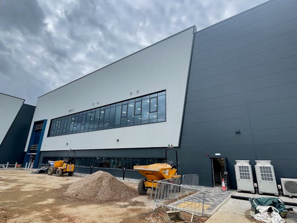 INTER, Tewin Road, Welwyn Garden City, Hertfordshire, Warehouse & Industrial To Let - IMG_2317.jpeg