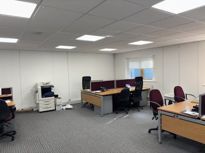 Unit 4, Pavilion Business Park, Leeds, Office To Let - IMG_2430.jpg