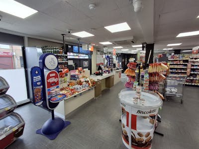 219 Gudge Heath Lane, Fareham, Investment / Residential / Retail For Sale - 20260306_102325.jpg