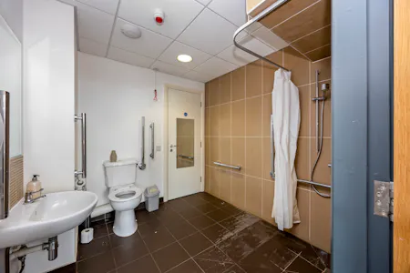 BLB House, Unit 15 Hunns Mere Way, Brighton, Business Park / Business Units / E (Commercial / Business / Service) / Flex Office / Office / Serviced Office To Let - Hunns Mere Way, BLB House Unit 15-004.JPG