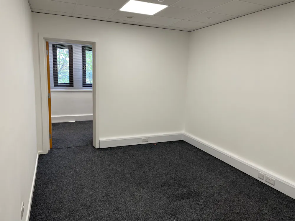 Venture West, Greenham Business Park - Venture West