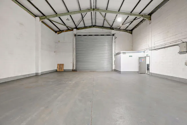 Unit 1 & 1A, Whitacre Street, Huddersfield, Industrial/Logistics To Let - 8676130-interior06-800.jpg