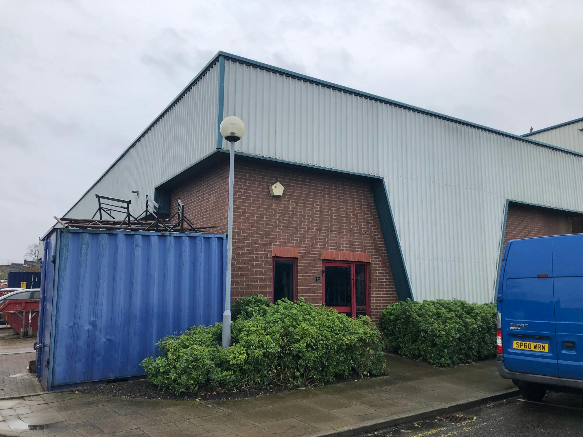 Industrial Unit in Sunbury-on-Thames - photo 3