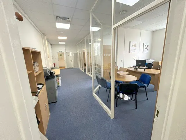 Kardelton House, Windsor, Office To Let - FF cellular space ii.jpg