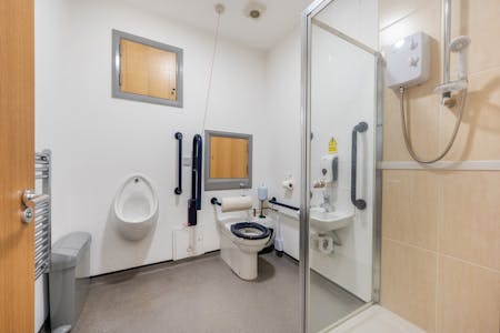 305 Great Portland Street, London, Office To Let - BATHROOM 1.jpg