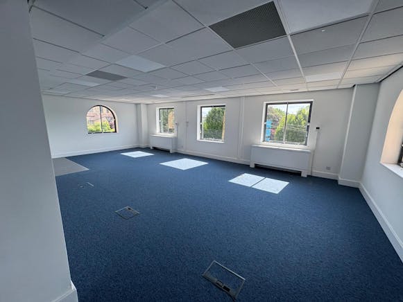 Kingswood House, Southend-on-Sea, Office To Let - IMG20250602WA0022.jpg