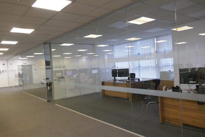 7 Astra Centre, Harlow, Offices To Let / For Sale - P1040492.JPG