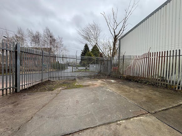 1 Etna Street, Wishaw, Industrial To Let - PHOTO-2026-03-08-18-15-09 9.jpg