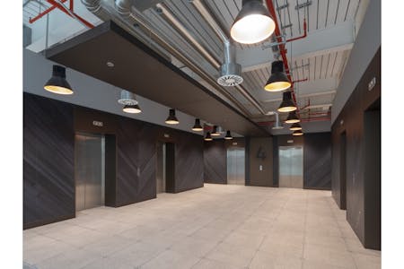 Acre Square, 133 Houndsditch, London, Office To Let - Acre Sq 0047.jpg