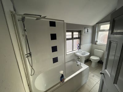 90 Market Street, Hyde, Residential / Retail For Sale - IMG_0607.jpg