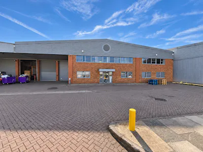 Unit 3 Victory Way, Heston, Industrial/Logistics / Industrial / Warehouse Lease Assignment - 543a5423-c89f-4405-9a4e-7c420c803353.png