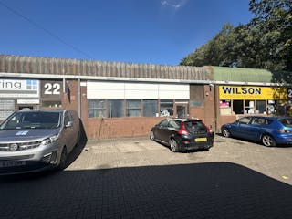 24 Woolmer Trading Estate, Bordon, Industrial / Warehouse To Let - IMG_9665.JPG