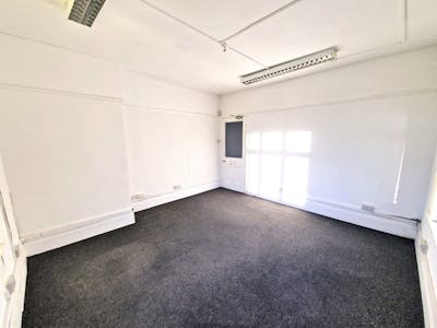 Suite 6, Princes Chambers, Stockport, Office To Let - 20240115_144227.jpg