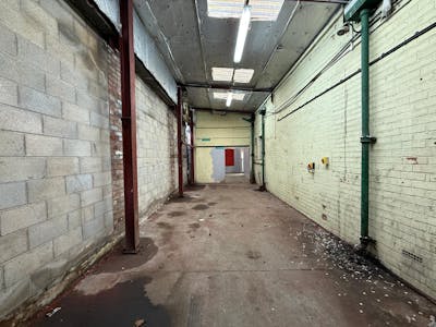 9 Haydock Street, Warrington, Trade Counter / Warehouse To Let - 4.jpg