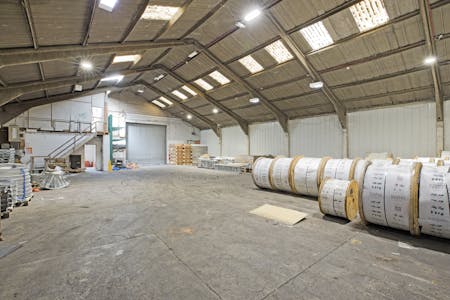 Unit 3, Brown Lane West, Leeds, Industrial To Let - IMG_4134.jpg