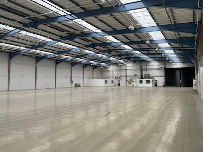 Unit 4, Brick Knoll Park, St Albans, Industrial/Logistics To Let - IMG_3793.jpeg