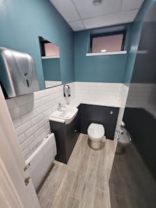 5 Old Oak Street, Manchester, Office / Retail To Let - 20250522_110521.jpg