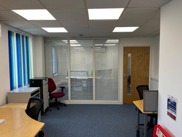 Unit 4 Fleming Way Trading Estate, Isleworth To Let - 4 Fleming  FF Office 1.jpg