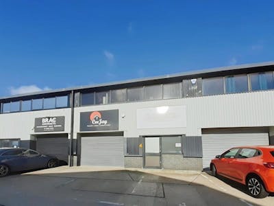 4 Blenheim Court, Wickford, Industrial To Let - Picture.jpg
