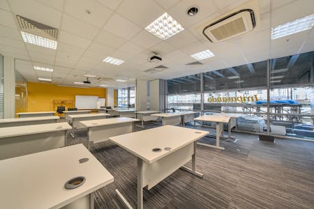 52-58 Commercial Road, London, Office To Let / For Sale - 13595353068d4325bb002aARW1.jpg