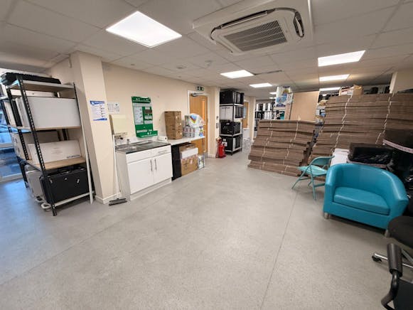 3 Walls Yard, Rochford, Office To Let - WhatsApp Image 2026-01-05 at 14.25.53 (2).jpeg