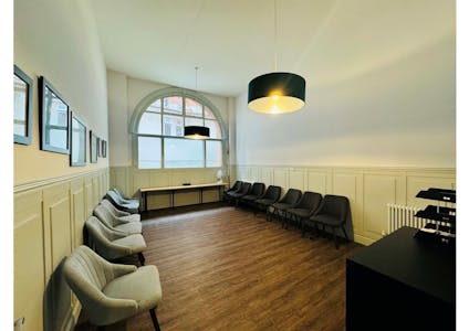 199 High Street, London, Healthcare To Let - 199 High Road Acton meeting room.jpg