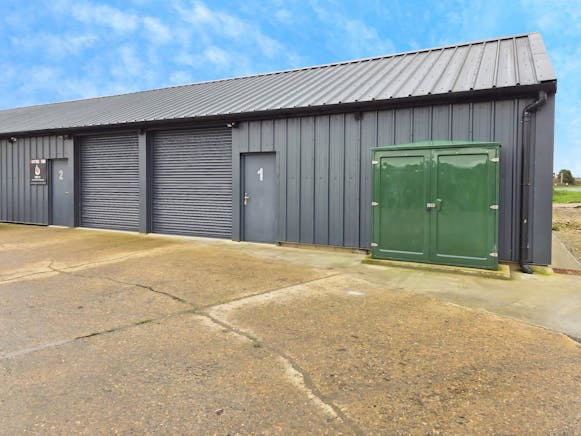 Scotts Hall Barns, Scotts Hall Road, Canewdon, Industrial To Let - 6f7dd2d6-WhatsApp 20Image 202026-02-13 20at 2013.45.21 20 281 29.jpeg