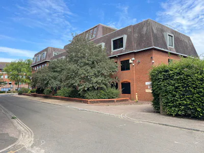Ashdown House, Crawley, Office For Sale - IMG_1175.JPG