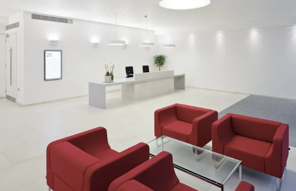 Central House - Reception.png