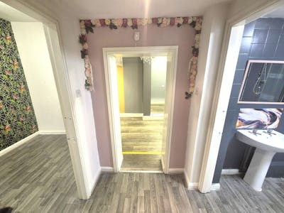 515 Buxton Road, Stockport, Retail To Let - 20250902_141629.jpg