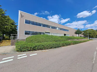 14 Denbigh Hall, Watling Street, Milton Keynes, Industrial / Industrial/Logistics / Warehouse / Industrial / Warehouse To Let - Unit 14 Denbigh - External (3).jpg
