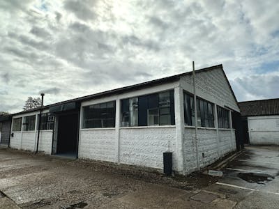 Unit 8A, Mimram Road, Hertford, Automotive / Automotive Roadside (Car Showroom) / Distribution / Distribution Warehouse / Factory / Industrial / Industrial/Logistics / Industrial / Manufacturing / Industrial (Multi Let Scheme) / Industrial Park / Industrial / Storage / Light Industrial / Logistics / Motortrade / Trade / Trade Counter / Trade Counter / Showroom / Transport Hub / Urban Logistics / Warehouse / Industrial / Warehouse / Workshops To Let - IMG_0093.JPG