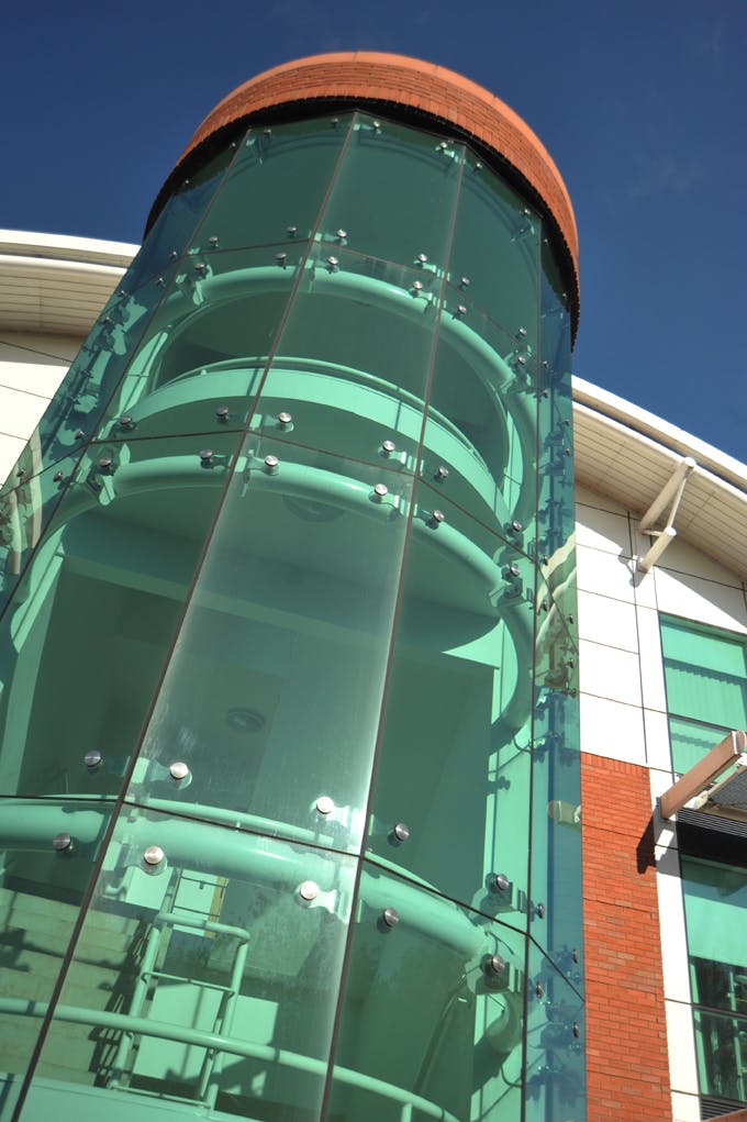 Office in Warrington - photo 2