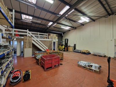 Unit 1, Knutsford, Industrial/Logistics To Let - 20240222_100110.jpg