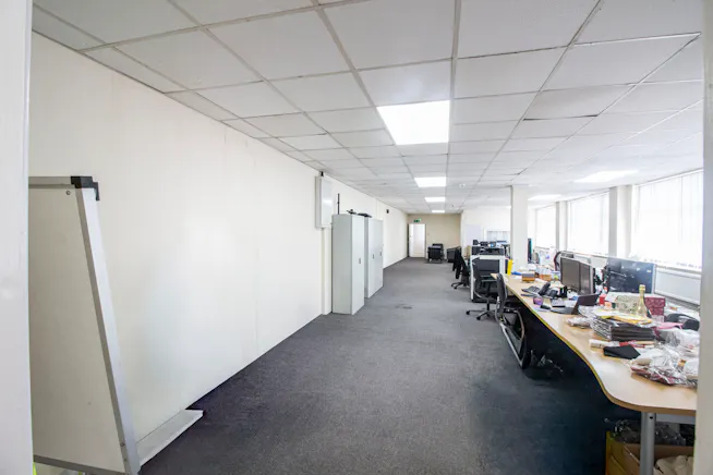 Units B & C, 260 Abbeydale Road, Wembley, Industrial / Warehouse To Let - 7.jpg