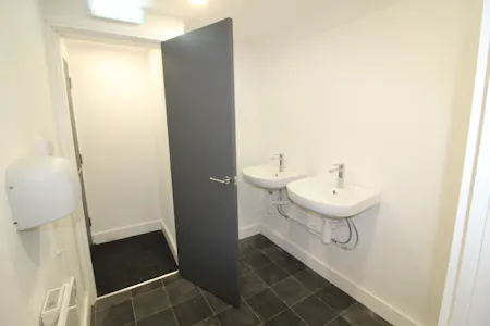 Units 3,4 and 5, First Floor, 19 High Street, Redcar, Office To Let - IMG_6431.JPG