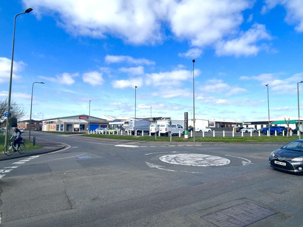 Village Fabrics, Bicester, Retail / Trade Counter Lease Assignment - IMG_7366.jpg