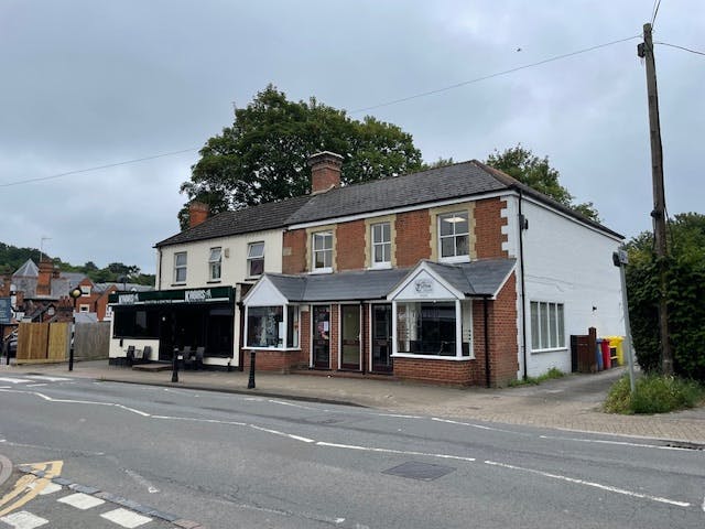 11-13 Dukes Ride, Crowthorne, Offices To Let - image0.jpeg