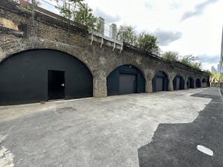 Arch 153 - 154 Newport Street, Vauxhall, Industrial / Offices To Let - 20250530_152724075_iOS.jpg