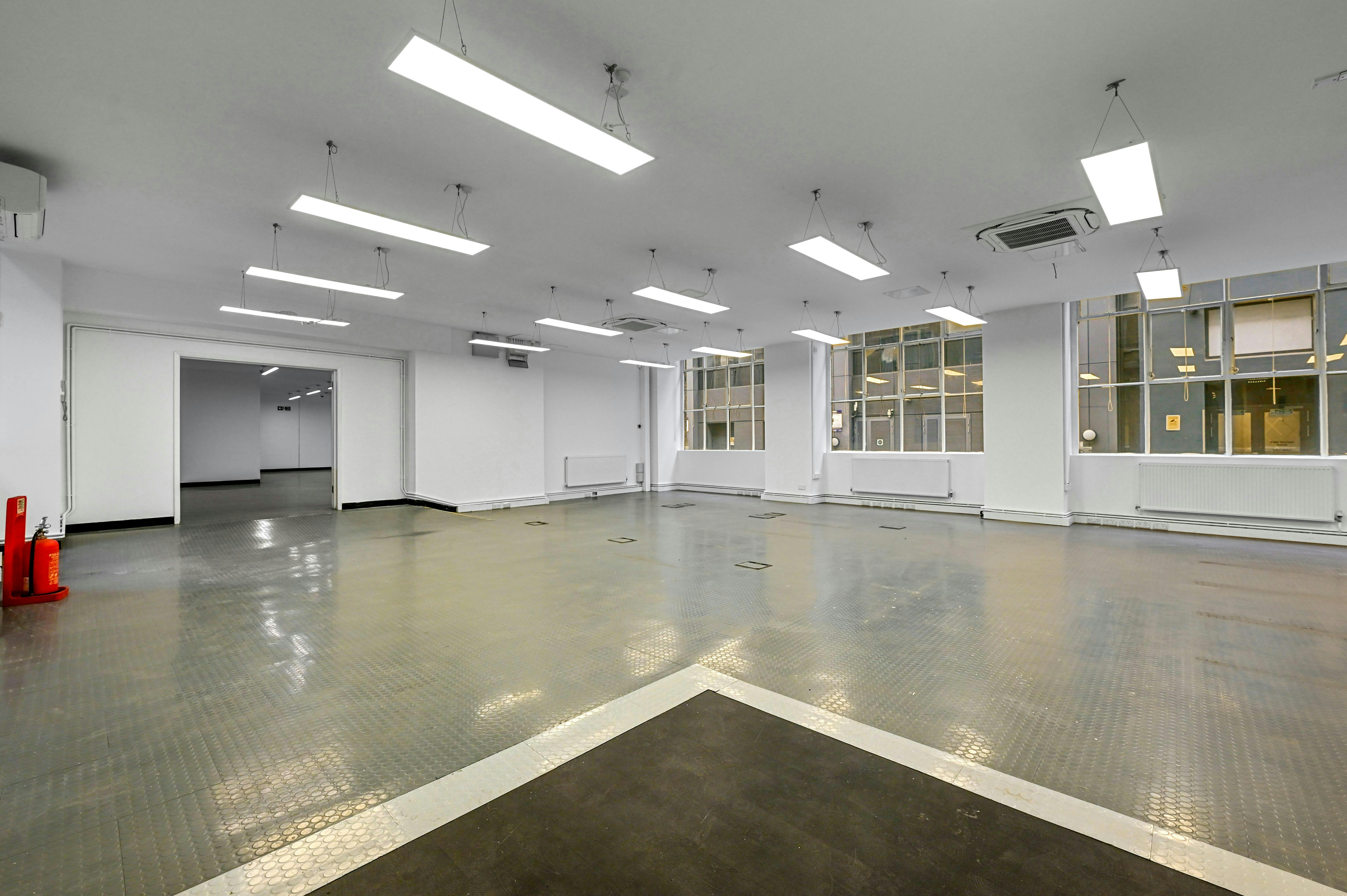 Pickwick House, 20 Ebenezer Street - Photo 1.jpg